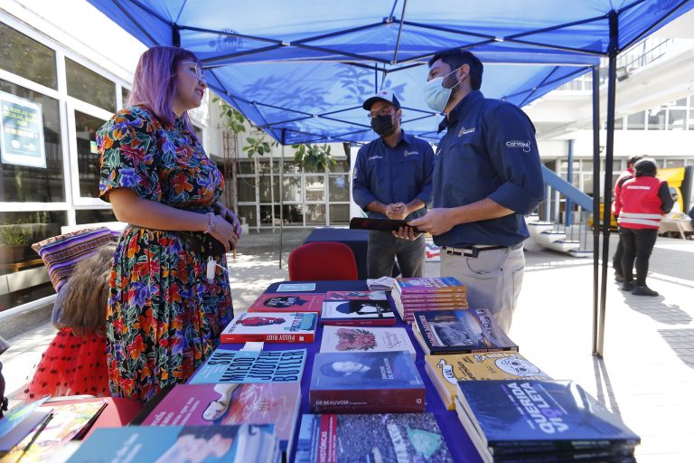 Gobierno Regional de Tarapacá abrió sus puertas para celebrar el Día de la Tierra y el Día del Libro