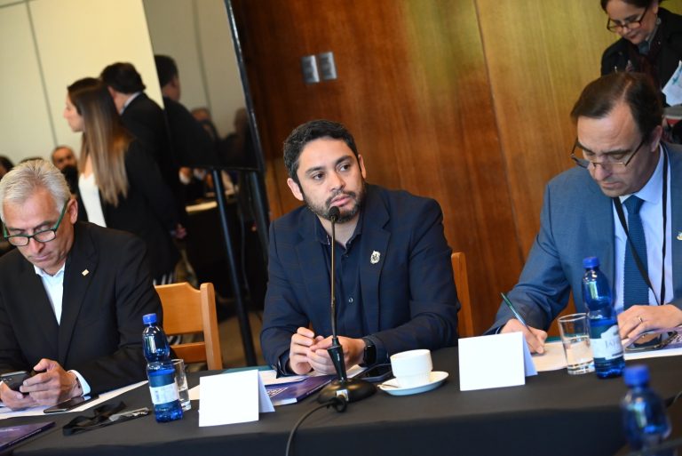 Gobernadores y gobernadoras de Chile exigen revisión de la Ley de Presupuestos 2024