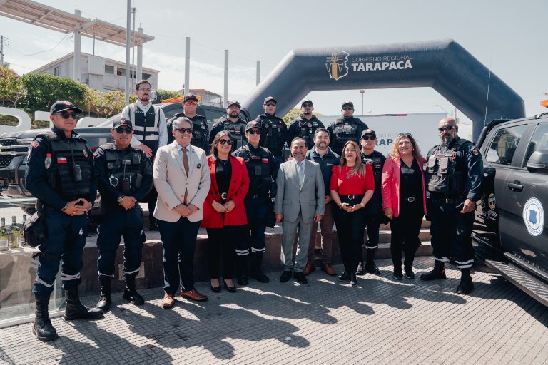 Alto Hospicio refuerza el equipo de Seguridad Ciudadana con ocho nuevas camionetas