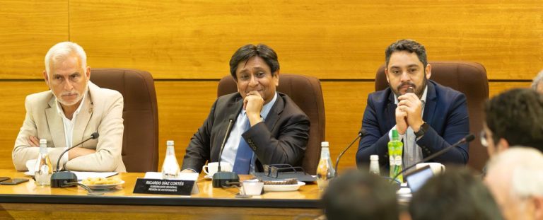 Gobernador Carvajal expuso propuestas para impulsar la competitividad y la inversión en el Primer Foro Macrozonal de Empleo y Productividad