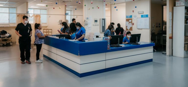 Gobierno Regional financiará $4.700 millones para reducir brecha presupuestaria del Hospital de Iquique