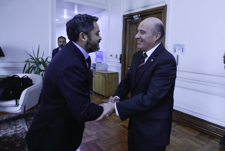 Gobernador Carvajal logra compromiso del ministro de Hacienda para acelerar cartera de proyectos por más de $140 mil millones